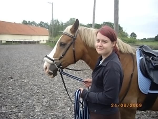 Cornelia Kleinsteuber, Pferd mit eindeutigen Gebissproblemen